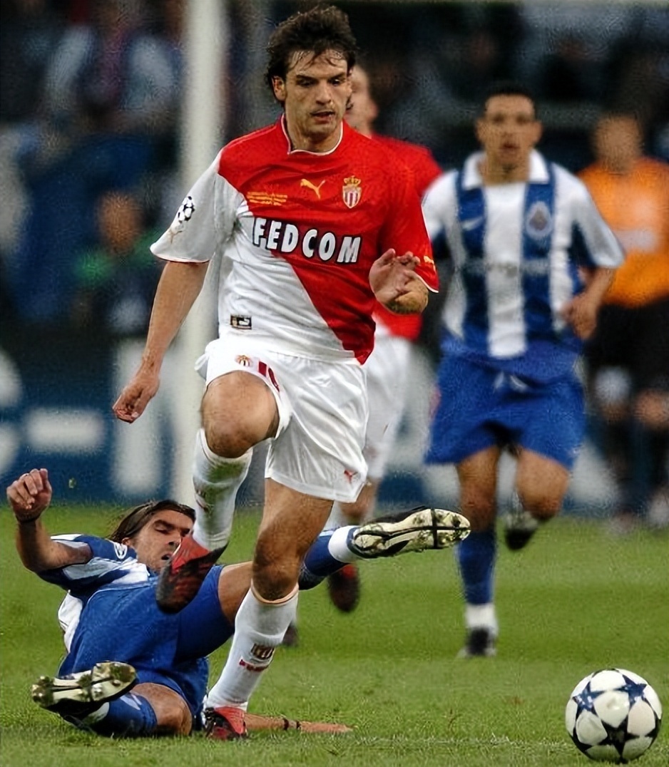 转折点摩纳哥队长鼓劲；国王杯关键时刻攻防权衡；赛场秩序良好；心理建设被强调的简单介绍