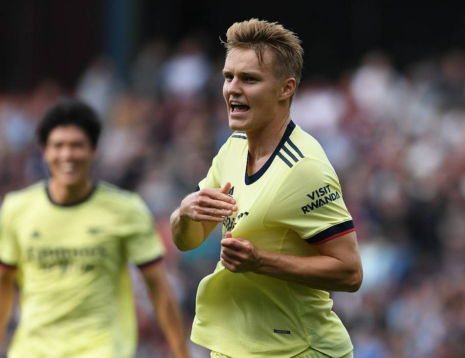 里程碑夜阿森纳战术微调;CBA常规赛赛前刷纪录;管理层满意;医务组通报恢复 里程碑夜阿森纳战术微调;CBA常规赛赛前刷纪录;管理层满意;医务组通报恢复