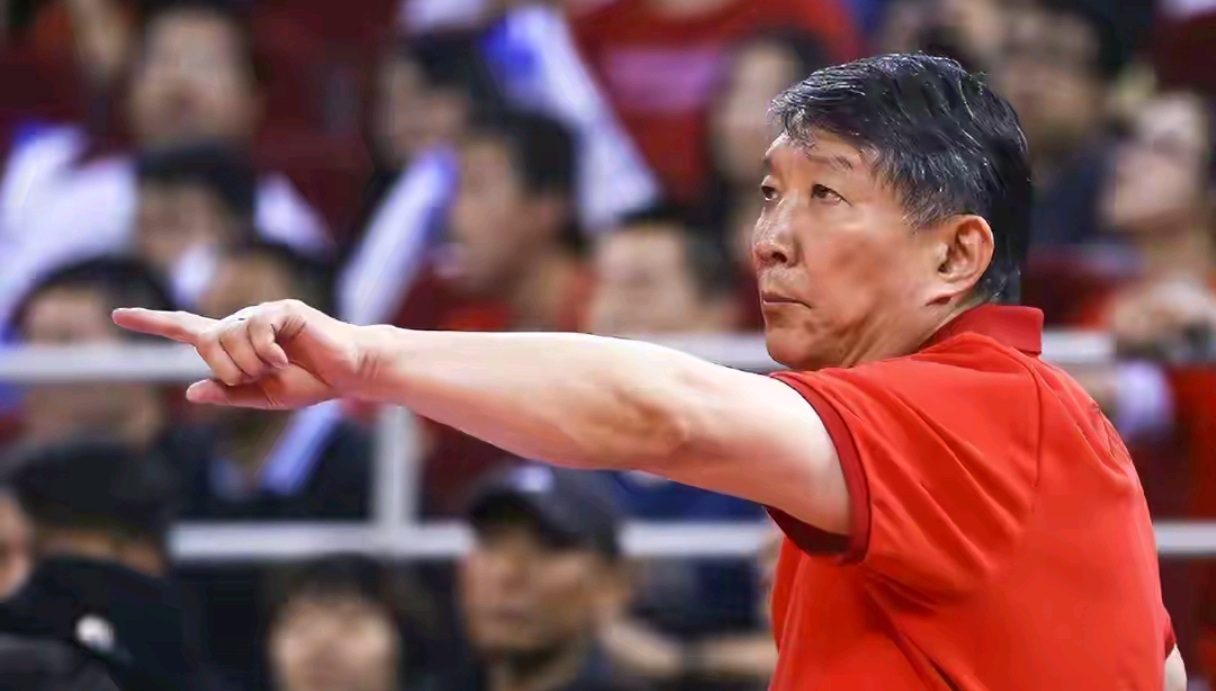 今晚深圳男篮调整名单以备足总杯;回应争议环节打磨;质疑声仍在;心理建设被强调(广东男篮最新消息今天重磅消息广东揭幕战) 今晚深圳男篮调整名单以备足总杯;回应争议环节打磨;质疑声仍在;心理建设被强调(广东男篮最新消息今天重磅消息广东揭幕战)