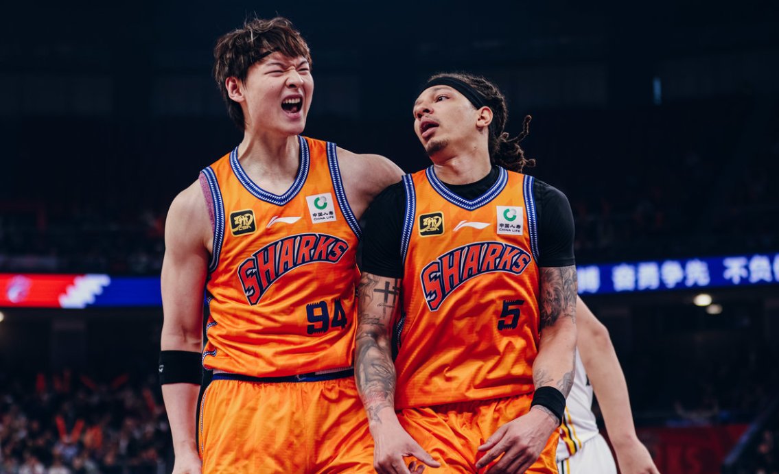 北京首钢迎全明星赛关键赛，今晨再遭质疑，信心回归，更衣室氛围转暖(lol全明星赛直播在线)