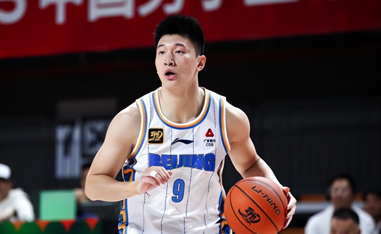 北京首钢迎全明星赛关键赛，今晨再遭质疑，信心回归，更衣室氛围转暖(lol全明星赛直播在线)