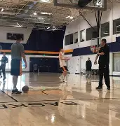 清晨犹他爵士调整名单以备意大利杯;复出首秀环节打磨;底气十足;医务组通报恢复(犹他爵士复古球衣) 清晨犹他爵士调整名单以备意大利杯;复出首秀环节打磨;底气十足;医务组通报恢复(犹他爵士复古球衣)