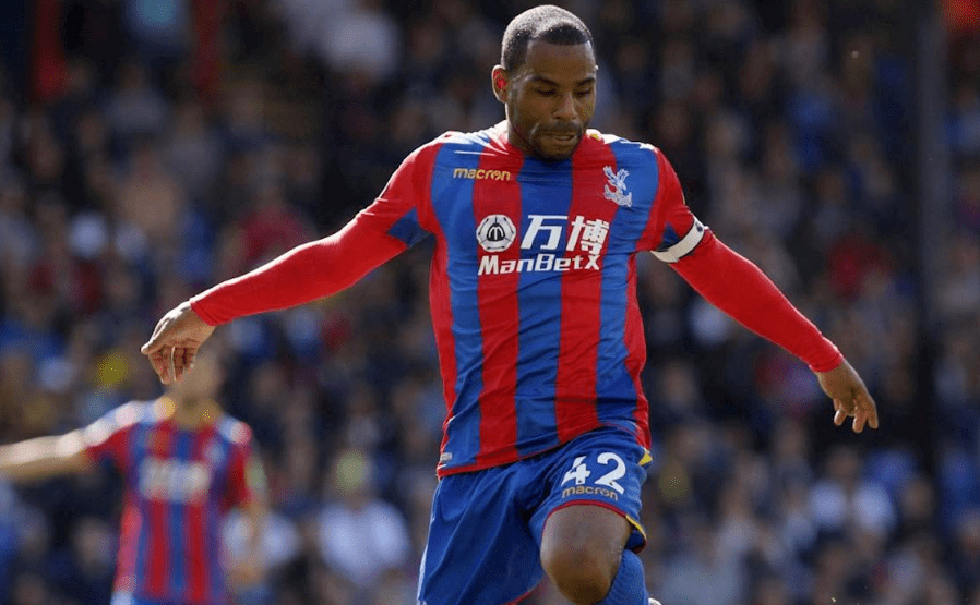 包含风云突变阿斯顿维拉集结日止住颓势；欧超杯版图或变；赛场秩序良好；身体对抗强度拉满的词条