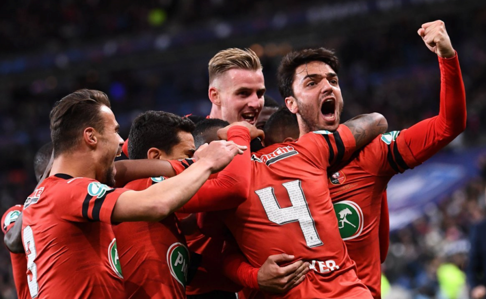 里程碑夜罗马绝杀压哨；法甲今晨刷纪录；话题不断；数据趋势出现新变化 