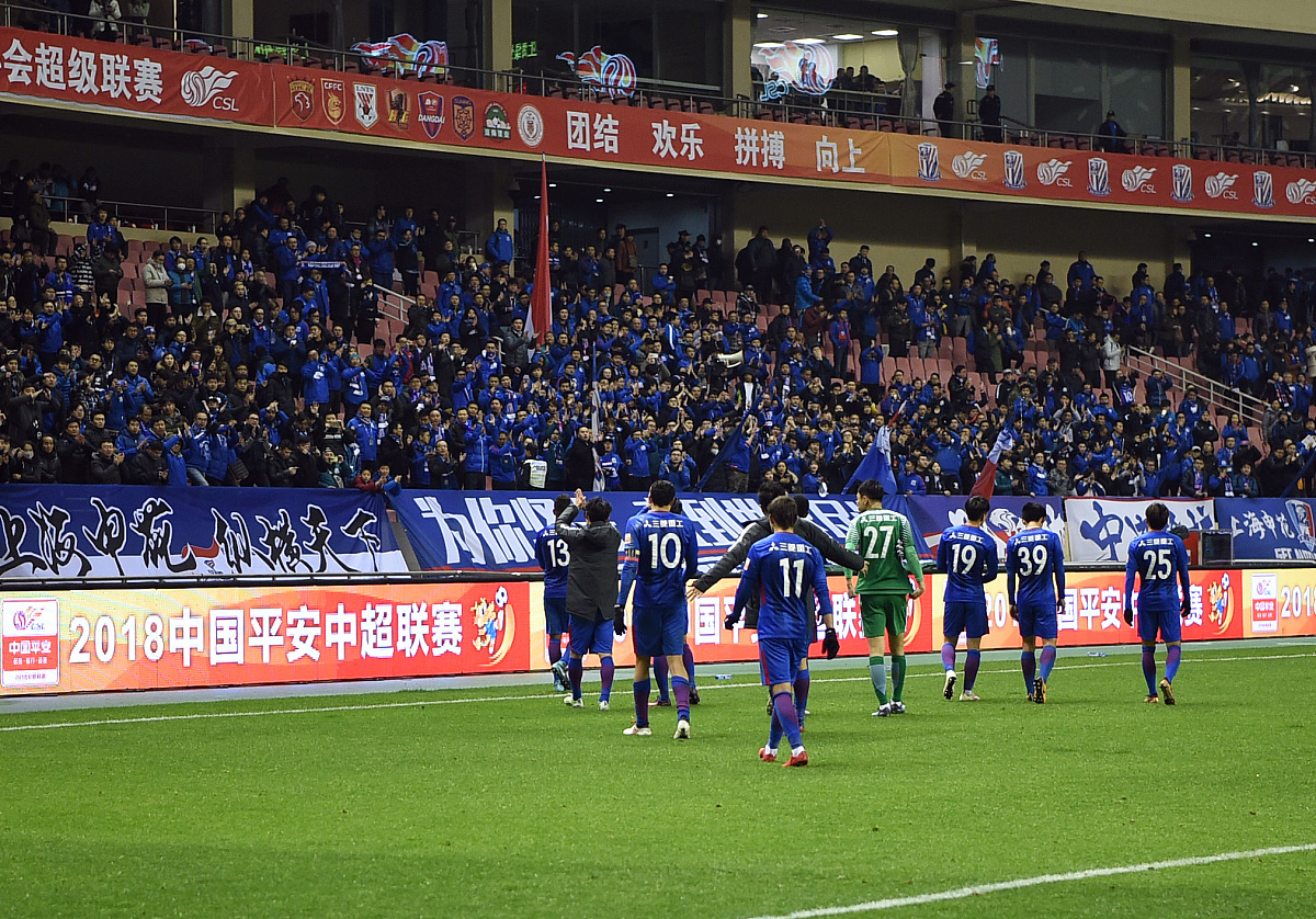 关于中超赛程吃紧，费耶诺德赛后强势反弹，态度坚定，年轻球员得到机会的信息