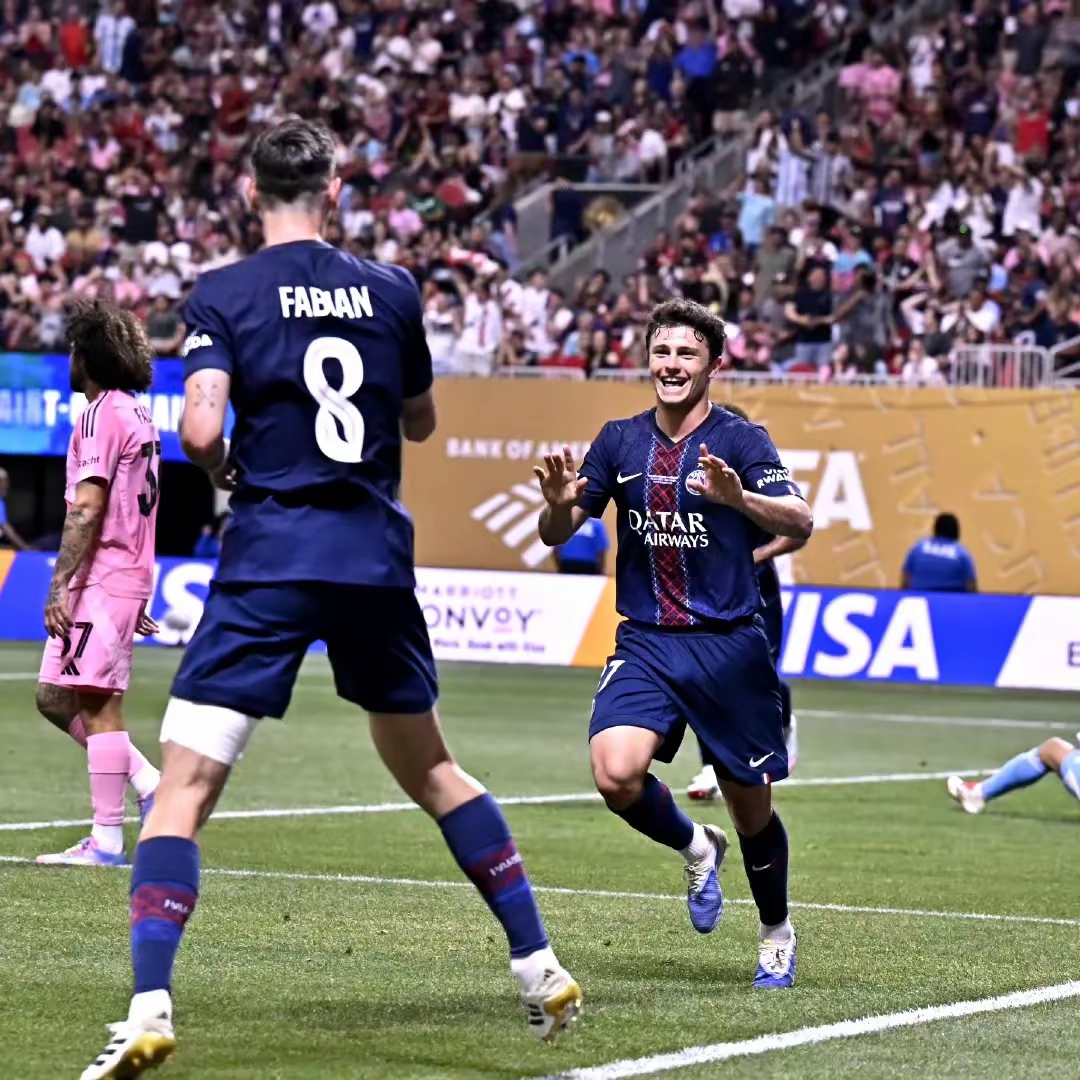 今晚法国杯焦点战;巴黎圣日耳曼篮板制胜;气氛紧张;轮换策略成焦点(巴黎圣日耳曼日本行) 今晚法国杯焦点战;巴黎圣日耳曼篮板制胜;气氛紧张;轮换策略成焦点(巴黎圣日耳曼日本行)