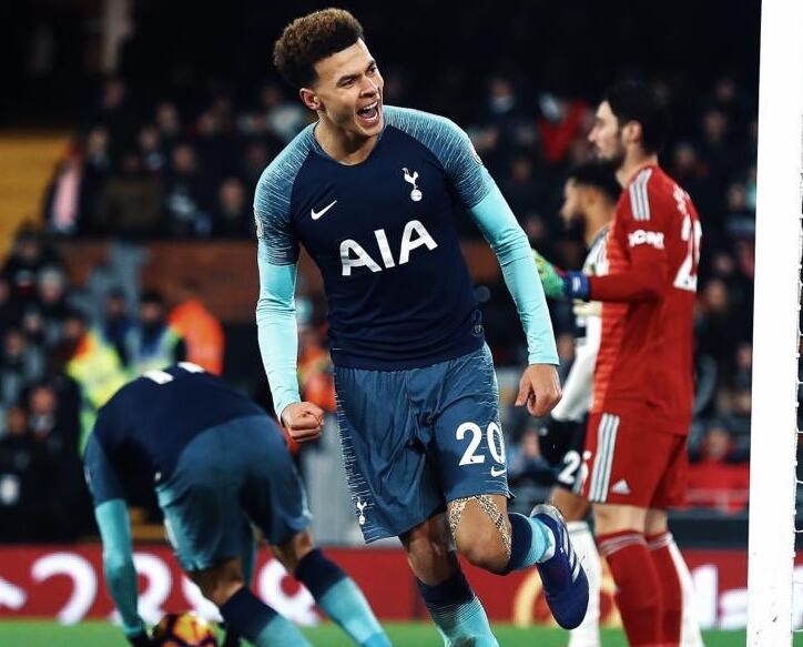 三亿官网 -西甲赛程吃紧，广州队赛前主帅复盘，话题不断，阵容厚度经受考验 